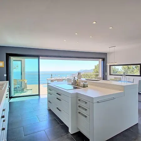 Héméra - Vue Panoramique - Piscine - Jacuzzi *